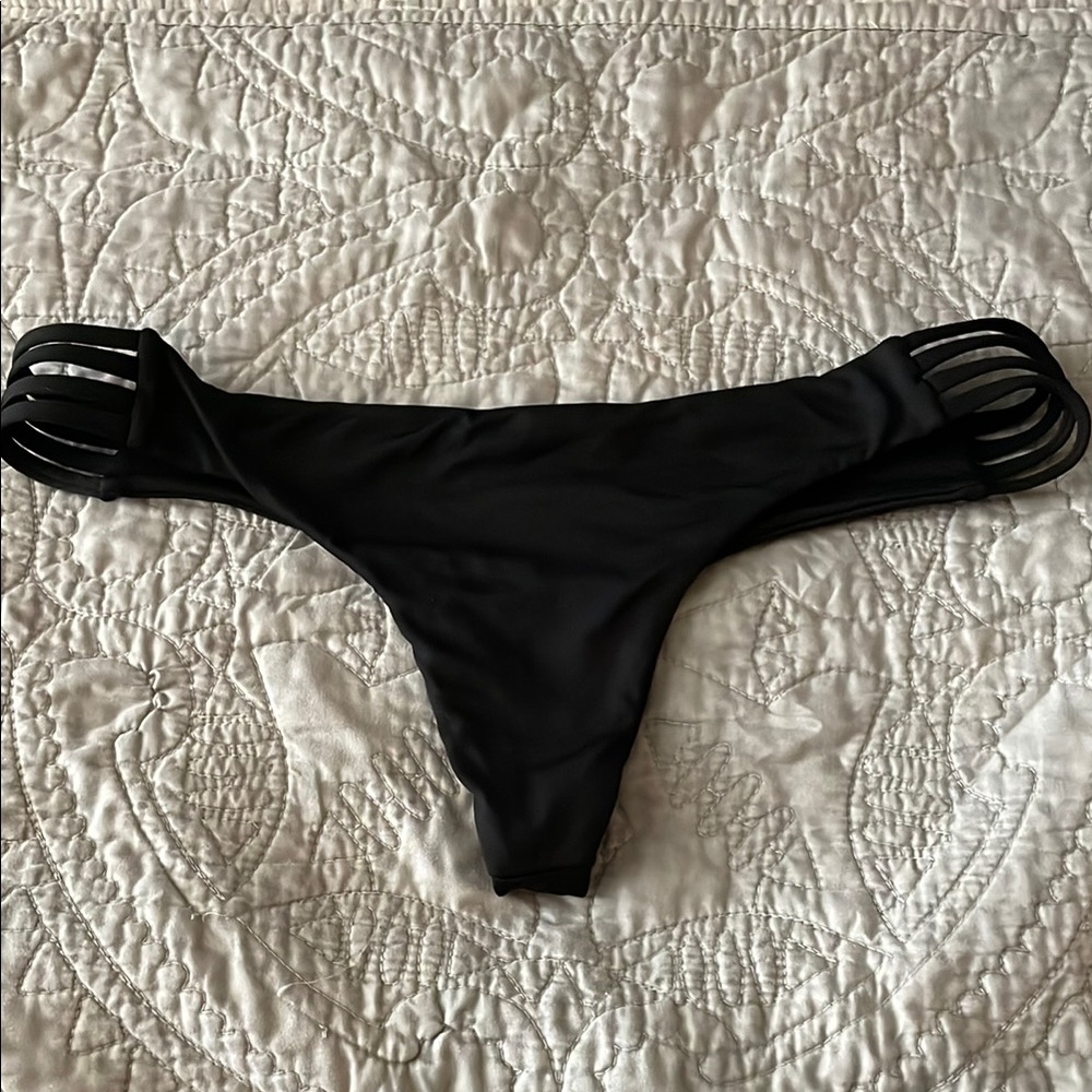 Midori Black Bikini Bottom L